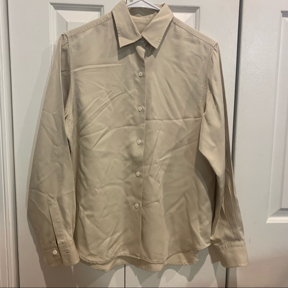 Clara Cottmann 100% silk tan button down shirt